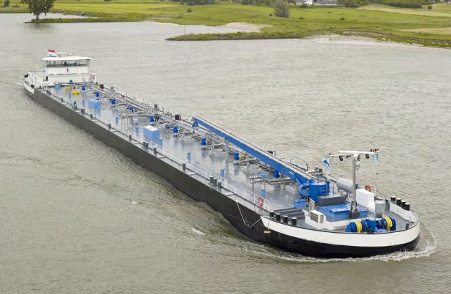 Smart Maritime Group построит 2 танкера для голландской VEKA Group