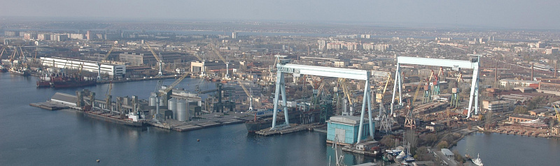 ЧСЗ выпускает металлоконструкции для строительства моста в Запорожье